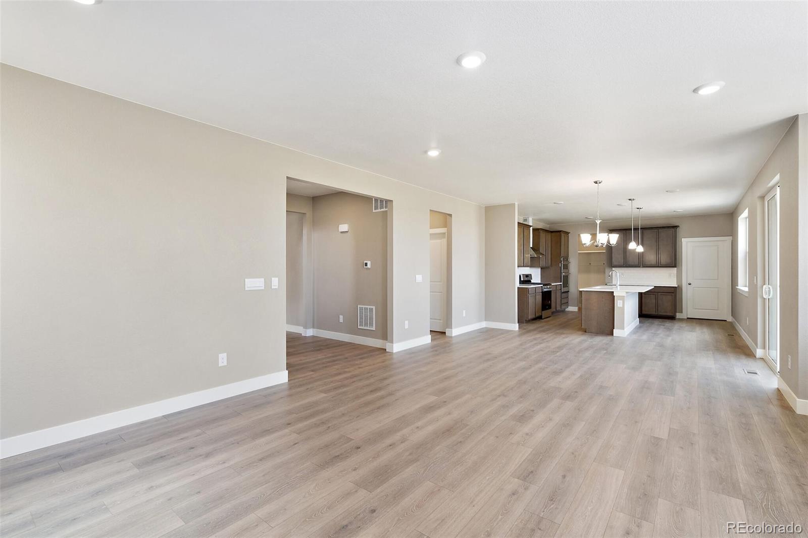 1479 Rivergate Way Berthoud, CO 80513 - Photo 4 of 38