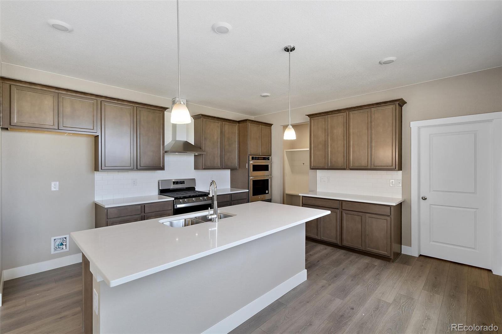 1479 Rivergate Way Berthoud, CO 80513 - Photo 10 of 38