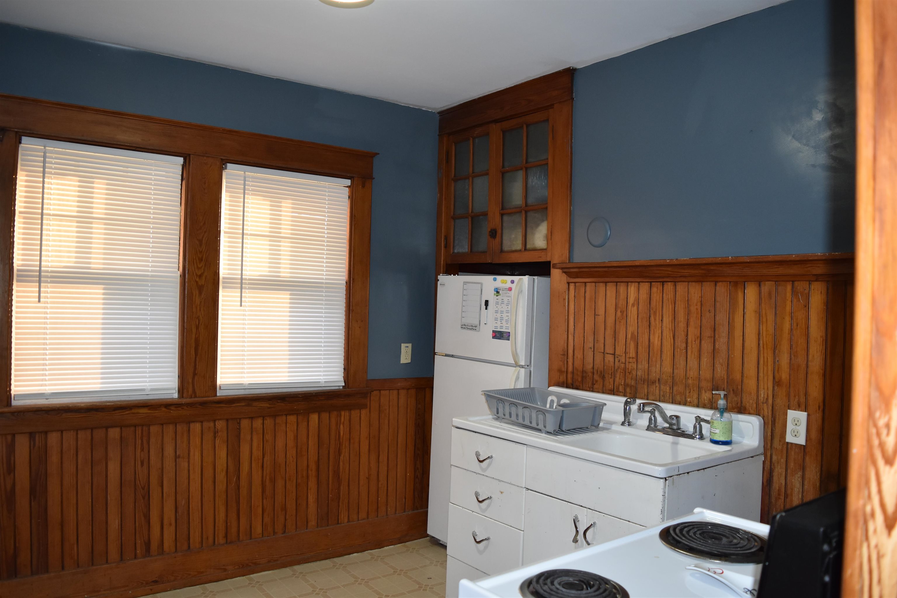 70 Library Avenue Rutland, VT 05701 - Photo 8 of 25