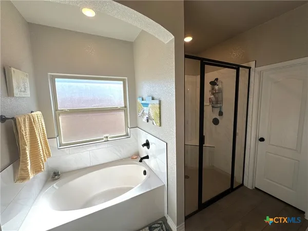 $485,000 | 806 Eagle Crst Cove, Salado, TX 76571