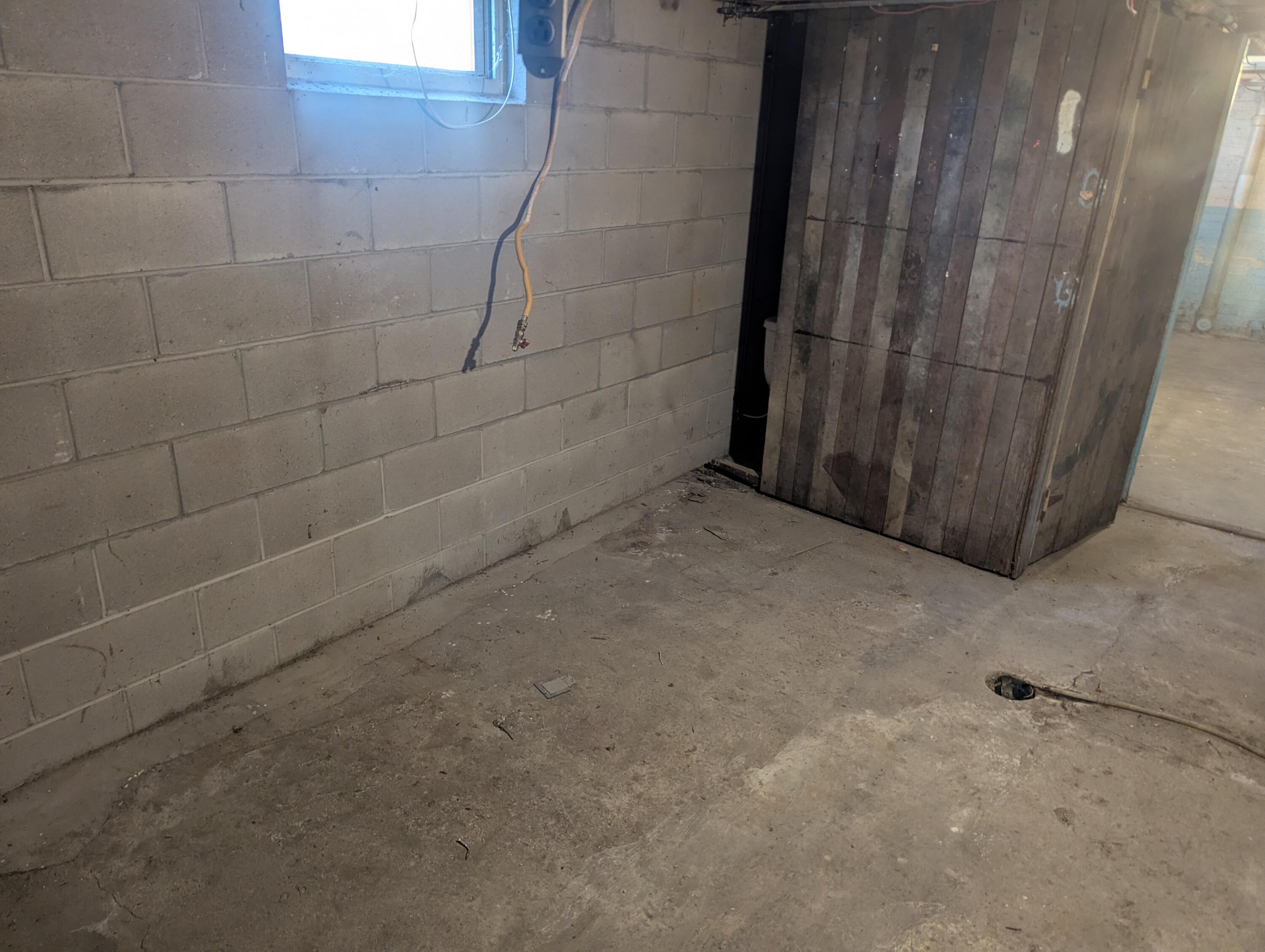 1223 South 23rd Street Sheboygan, WI 53081 - Photo 29 of 37 PXL_20260129_211700634