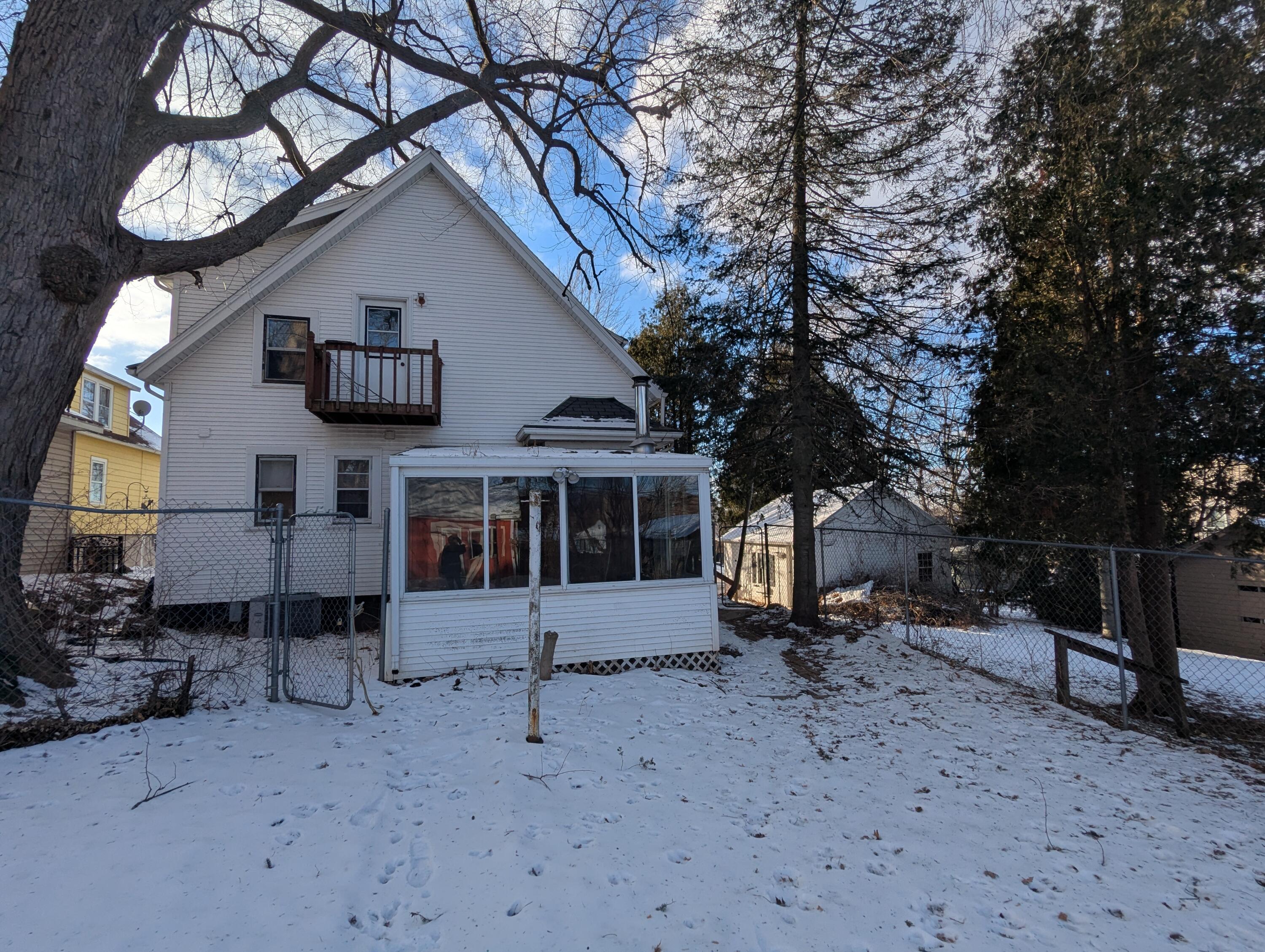 1223 South 23rd Street Sheboygan, WI 53081 - Photo 35 of 37 PXL_20260129_212002543