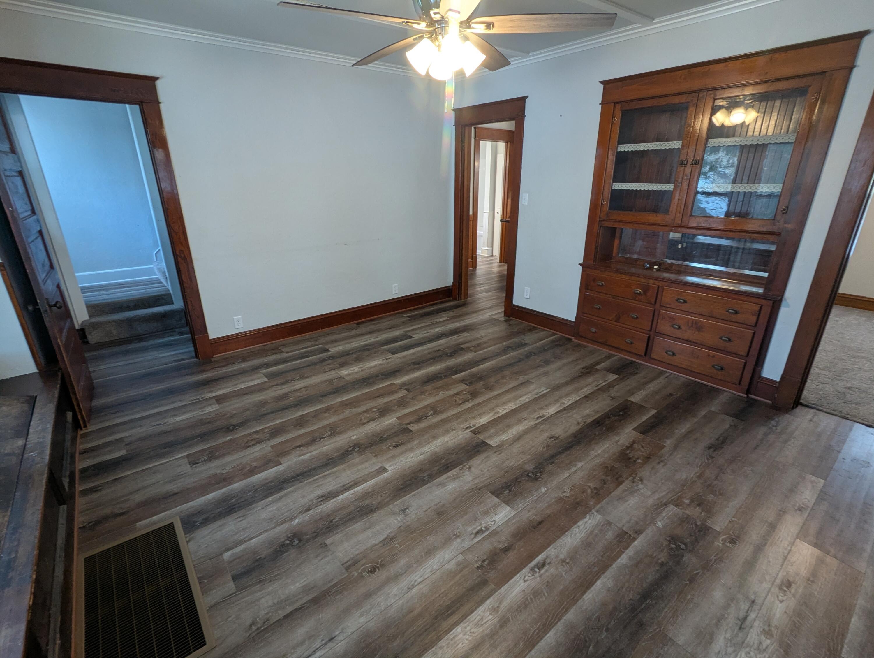 1223 South 23rd Street Sheboygan, WI 53081 - Photo 6 of 37 PXL_20260129_211059155