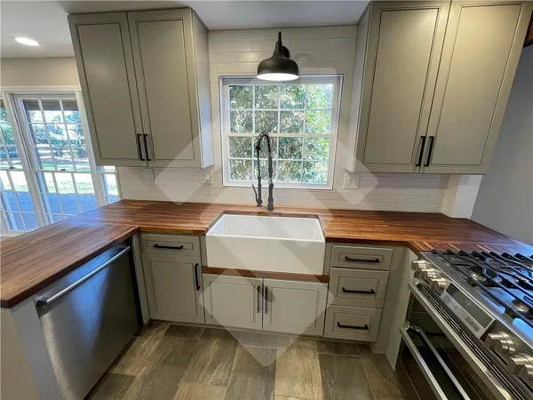 $3,195 | 9935 La View Circle, Roswell, GA 30075