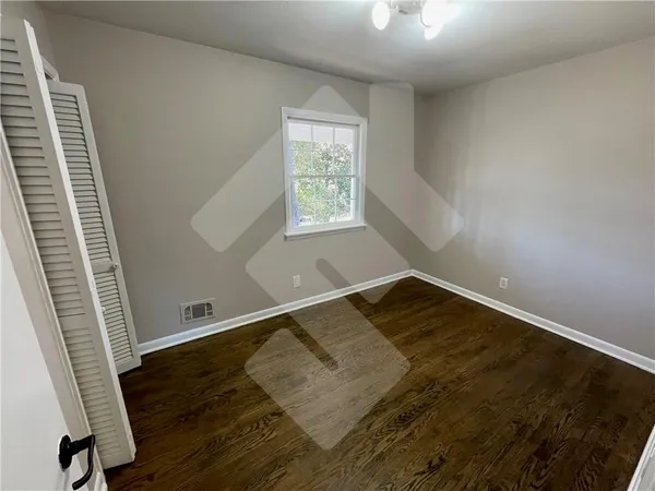 $3,195 | 9935 La View Circle, Roswell, GA 30075