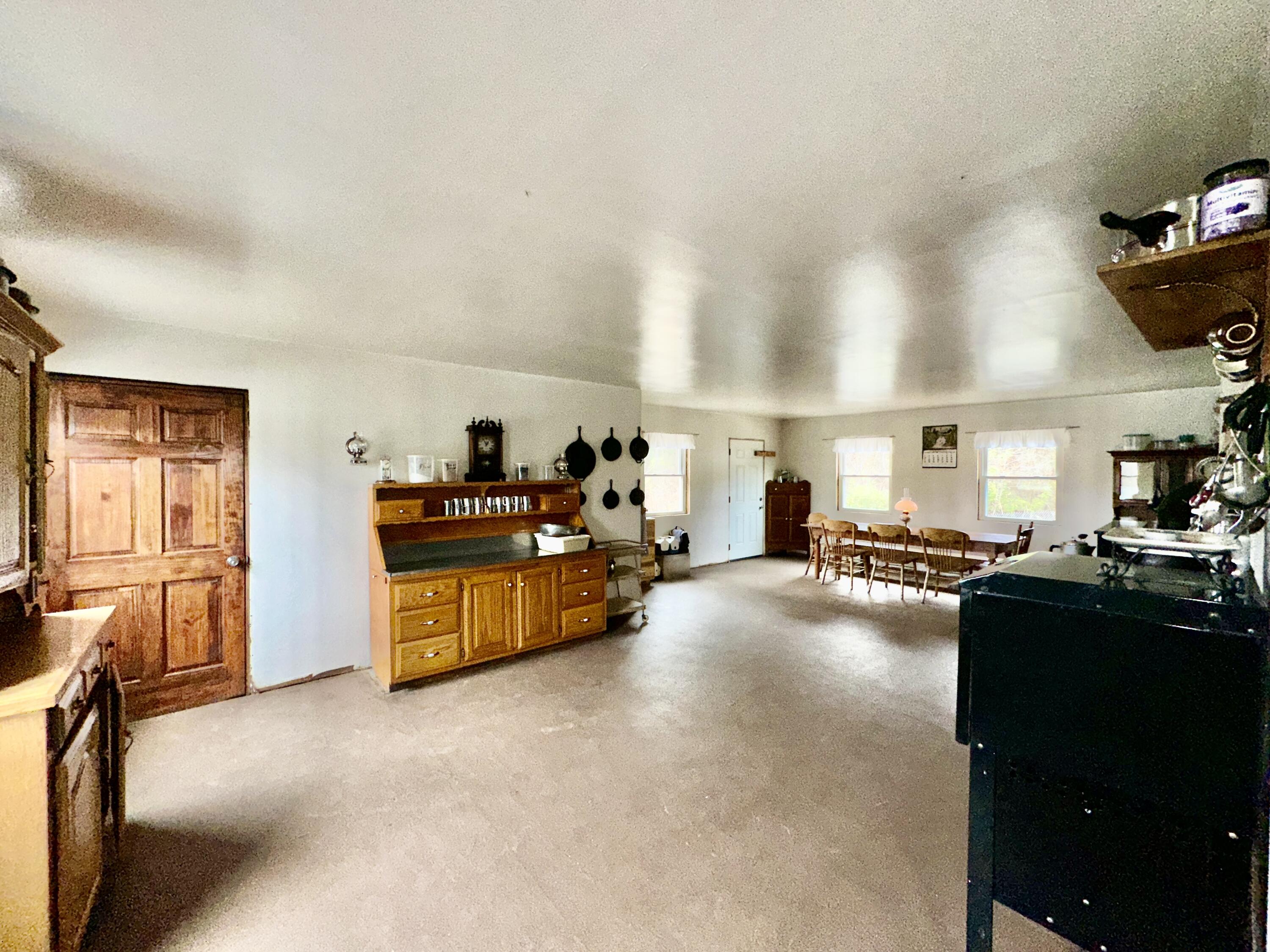 3099 East Union Road Carlisle, KY 40311 - Photo 15 of 32 Kitchen