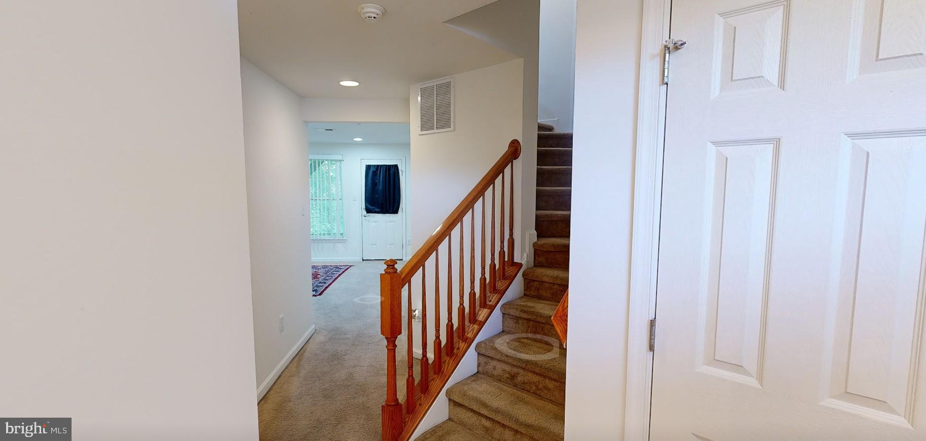60 River Lane Delanco, NJ 08075 - Photo 3 of 29