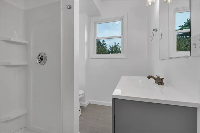 $2,300 | 1320 Elmwood Avenue, Unit 3, Cranston, RI 02910