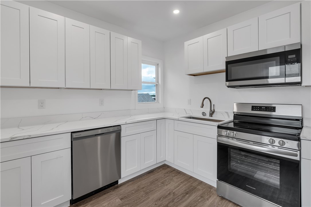 1320 Elmwood Avenue, Unit 3 Cranston, RI 02910 - Photo 4 of 20