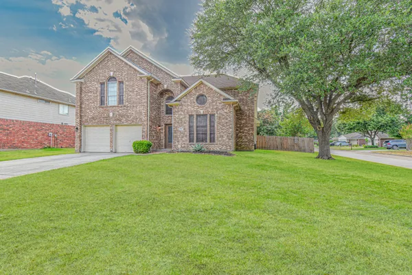 $2,945 | 30611 Country Meadows Drive, Tomball, TX 77375