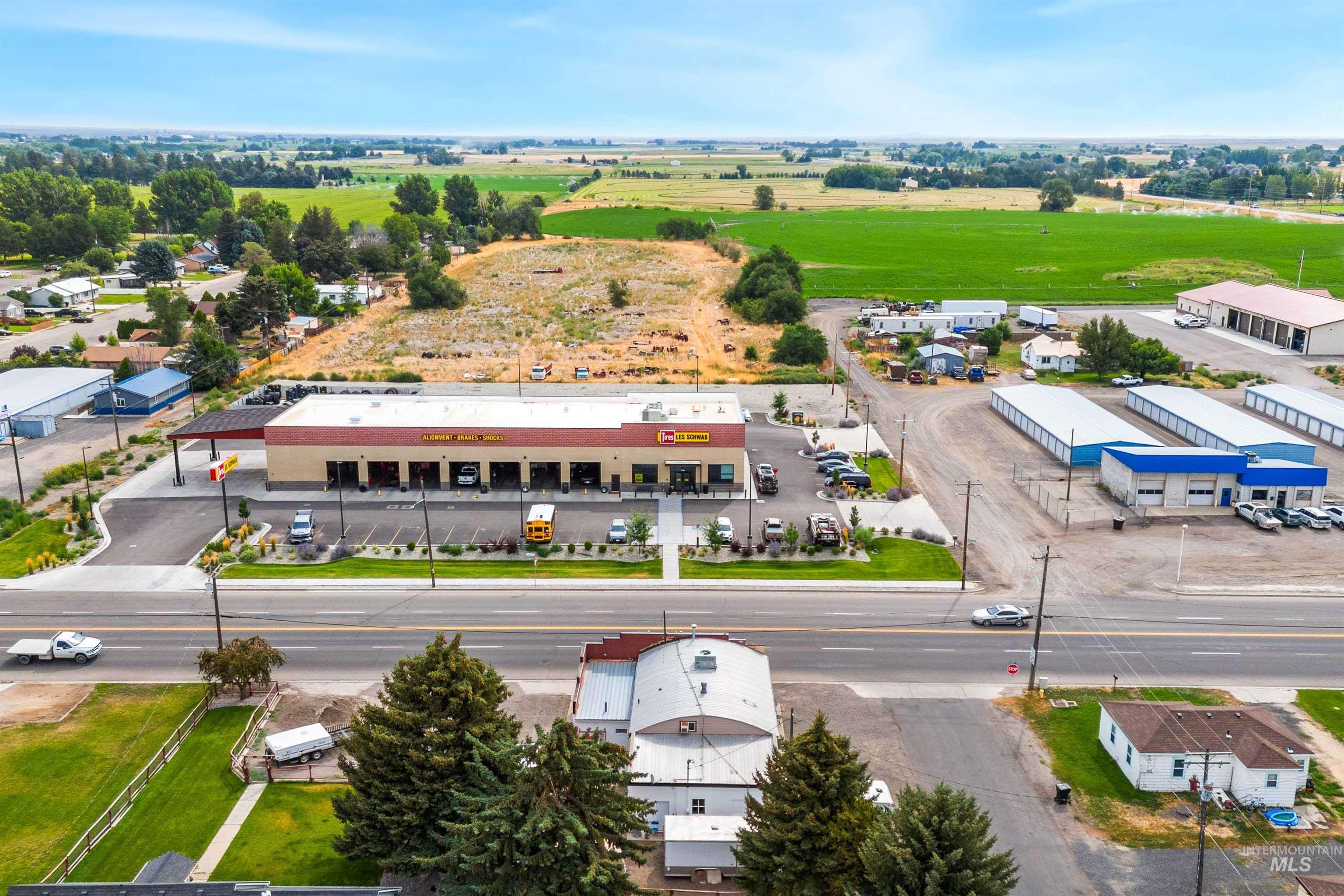 2039 Main Street Gooding, ID 83330 - Photo 26 of 30 Aerial view