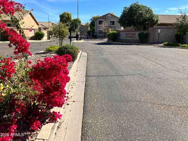 $479,990 | 7392 West Tierra Buena Lane, Peoria, AZ 85382