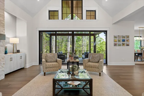 $1,400,000 | 221 Lookout Crest Lane, Lookout Mountain, GA 30750