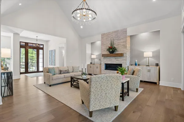 $1,400,000 | 221 Lookout Crest Lane, Lookout Mountain, GA 30750