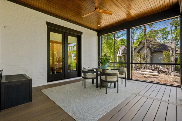 $1,400,000 | 221 Lookout Crest Lane, Lookout Mountain, GA 30750
