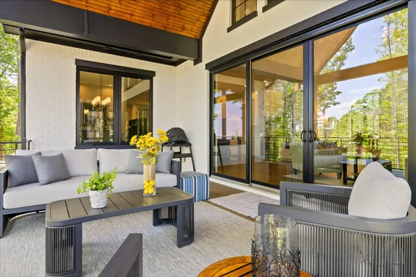 $1,400,000 | 221 Lookout Crest Lane, Lookout Mountain, GA 30750