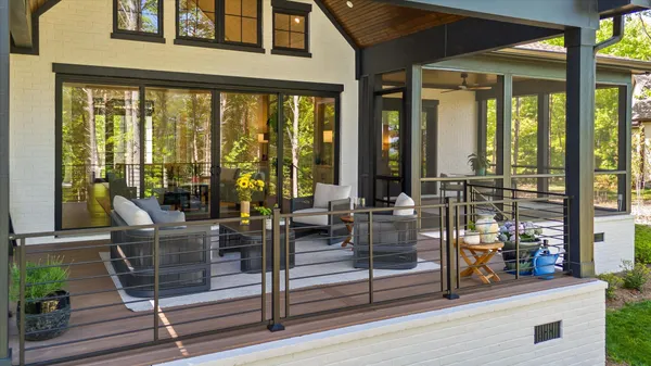 $1,400,000 | 221 Lookout Crest Lane, Lookout Mountain, GA 30750