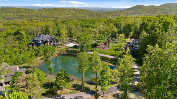 $1,400,000 | 221 Lookout Crest Lane, Lookout Mountain, GA 30750