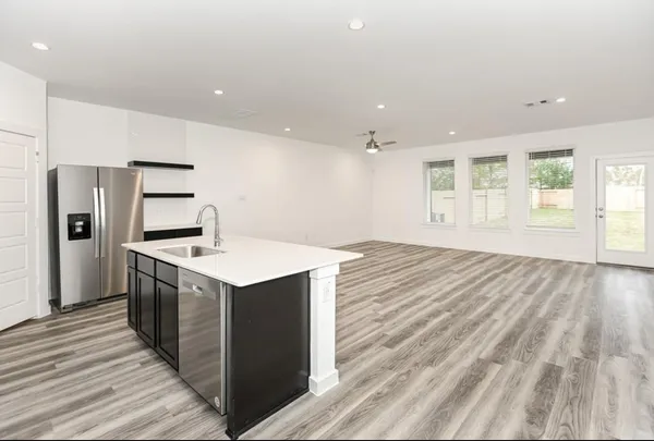 $3,000 | 3021 Skyline Mesa Drive, Houston, TX 77047