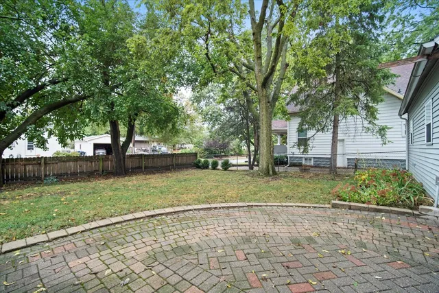 $159,900 | 1219 Koch Street, Bloomington, IL 61701