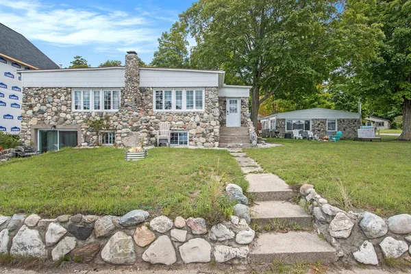 $1,099,000 | 4642 Main Street, Unit LOT: 2&34, Onekama, MI 49675