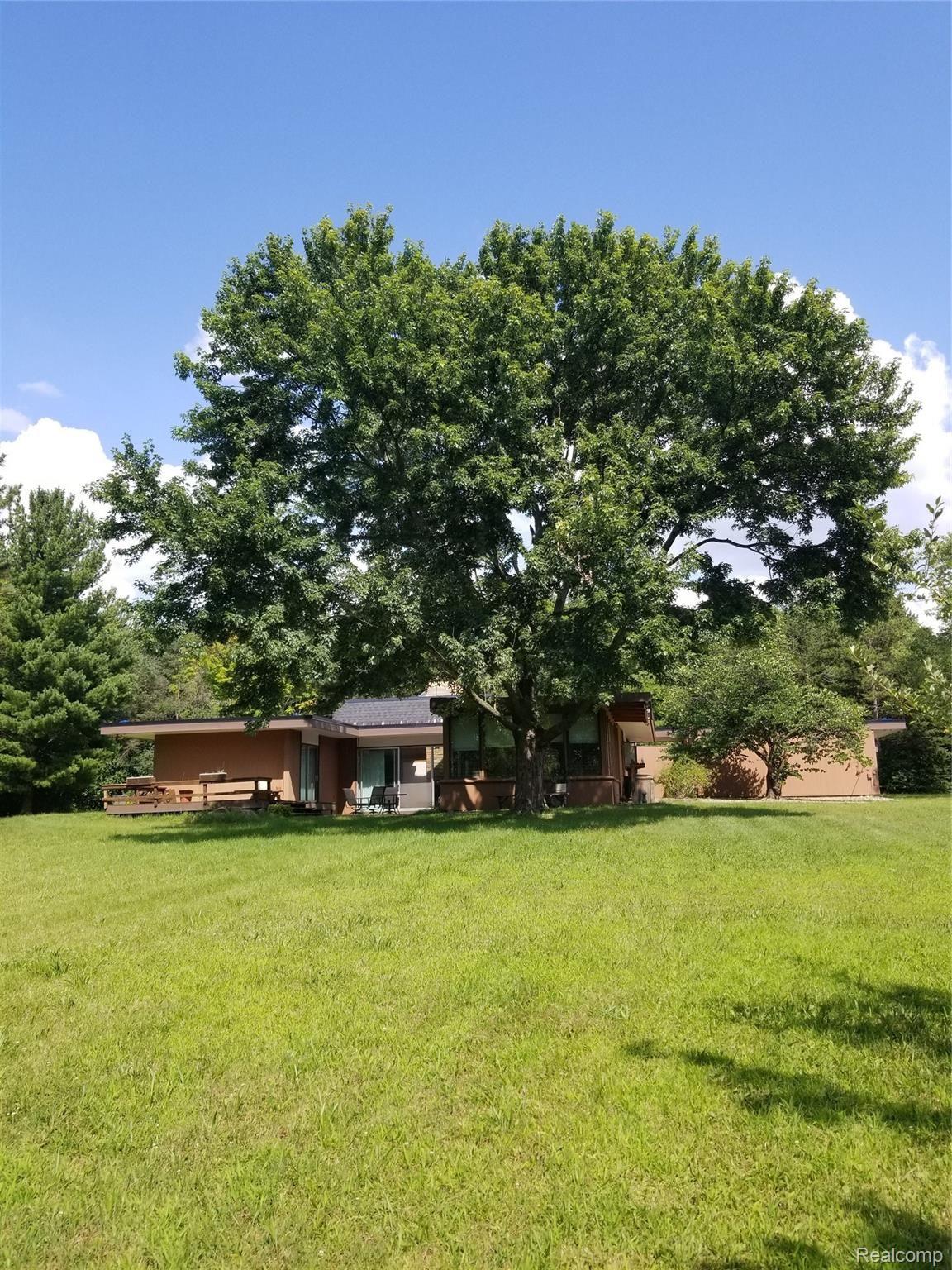3305 Gotfredson Road Ypsilanti, MI 48198 - Photo 2 of 24 20190804_160209.jpg