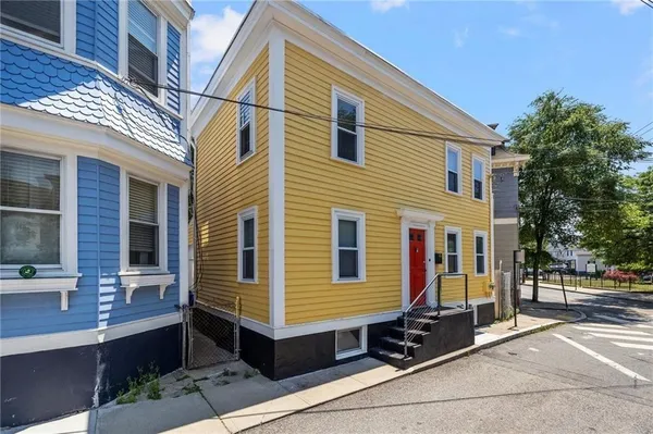 $4,250 | 1 Solar Street, Providence, RI 02903