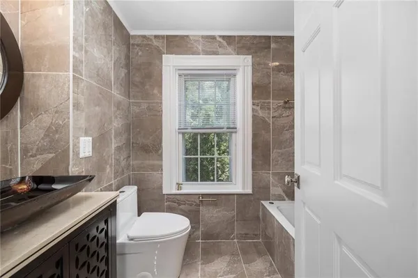 $4,250 | 1 Solar Street, Providence, RI 02903