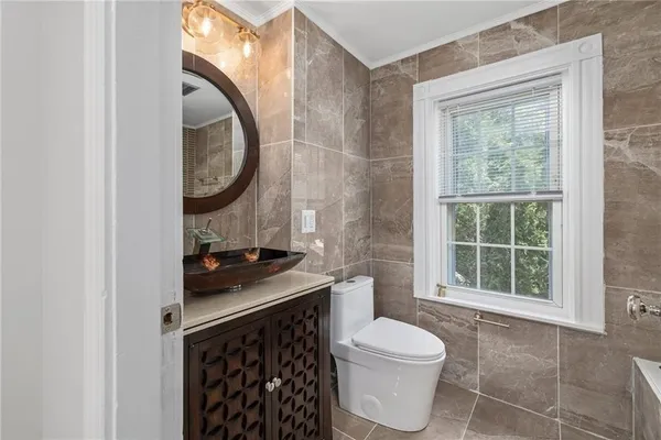 $4,250 | 1 Solar Street, Providence, RI 02903