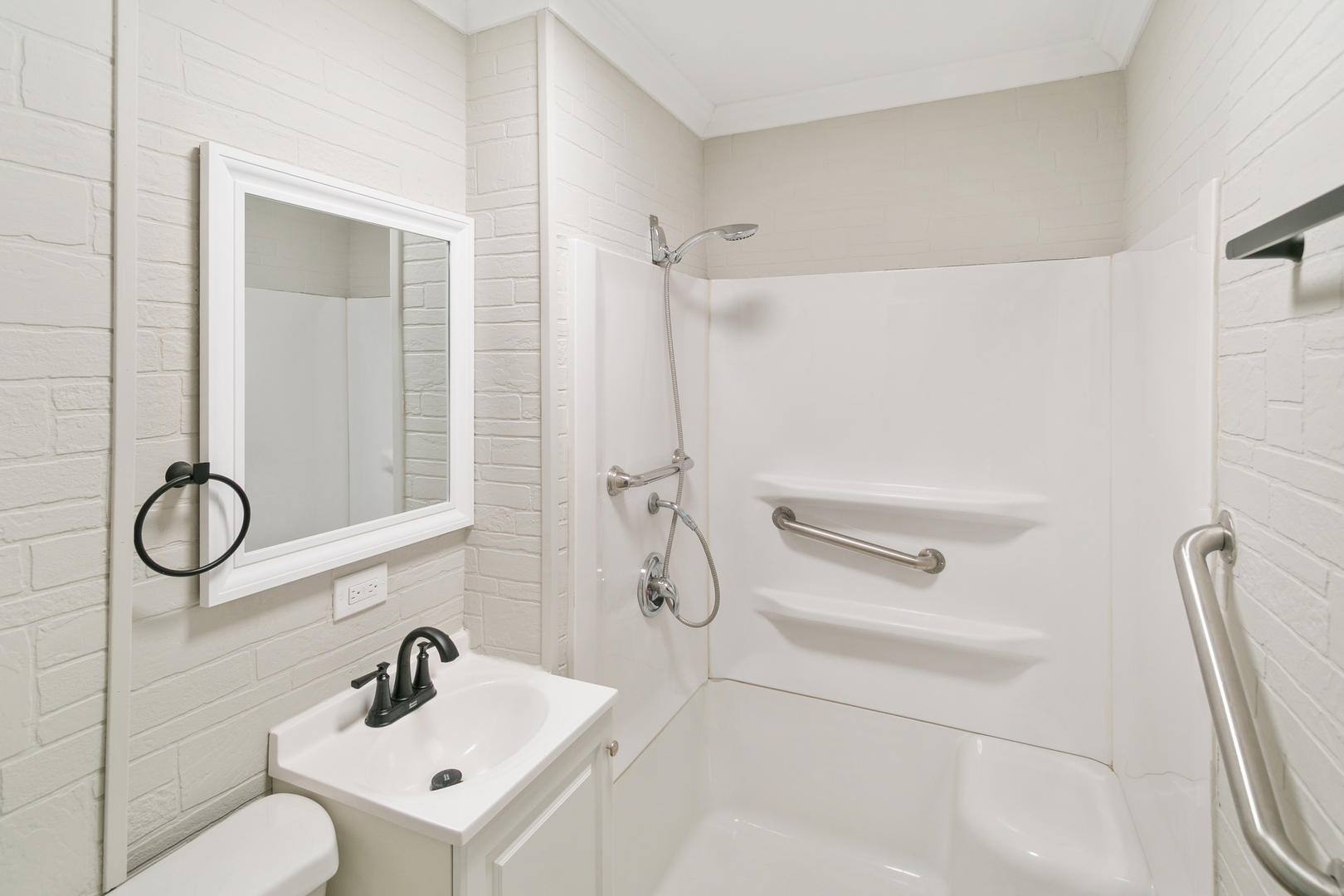 8 Ivy Street Joliet, IL 60436 - Photo 6 of 13