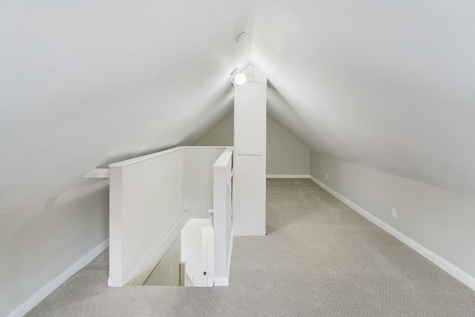 8 Ivy Street Joliet, IL 60436 - Photo 9 of 13 a view of an empty room