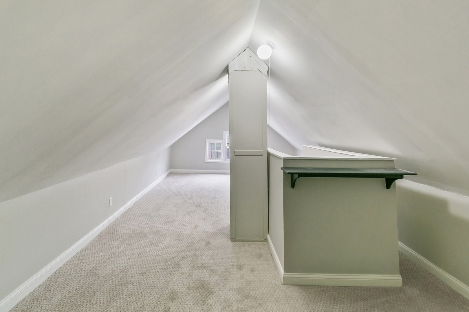 8 Ivy Street Joliet, IL 60436 - Photo 10 of 13 a view of entryway and kitchen