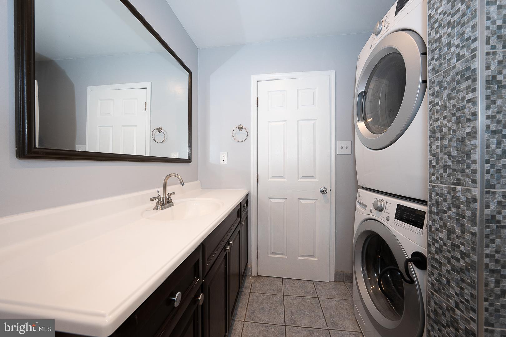 1715 Ridge Avenue Philadelphia, PA 19130 - Photo 14 of 28