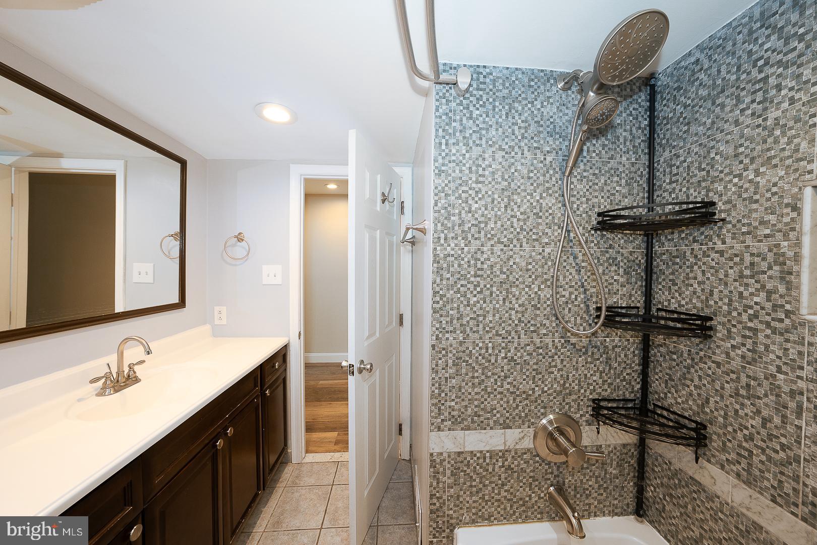 1715 Ridge Avenue Philadelphia, PA 19130 - Photo 22 of 28