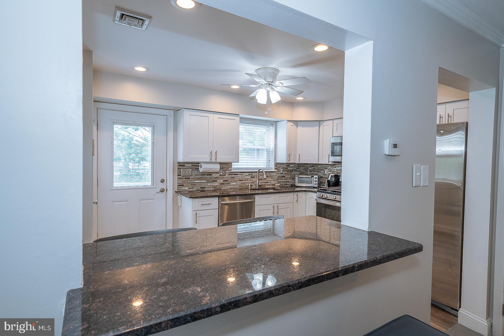 1715 Ridge Avenue Philadelphia, PA 19130 - Photo 9 of 28