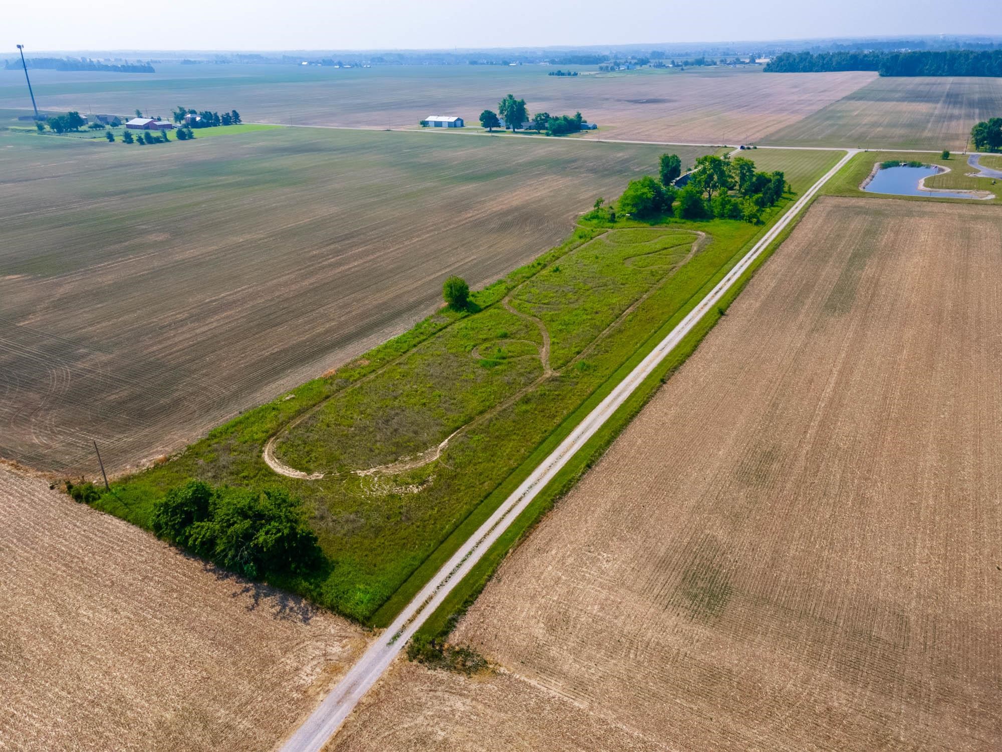 14320 Arcola Road Fort Wayne, IN 46818 - Photo 4 of 36