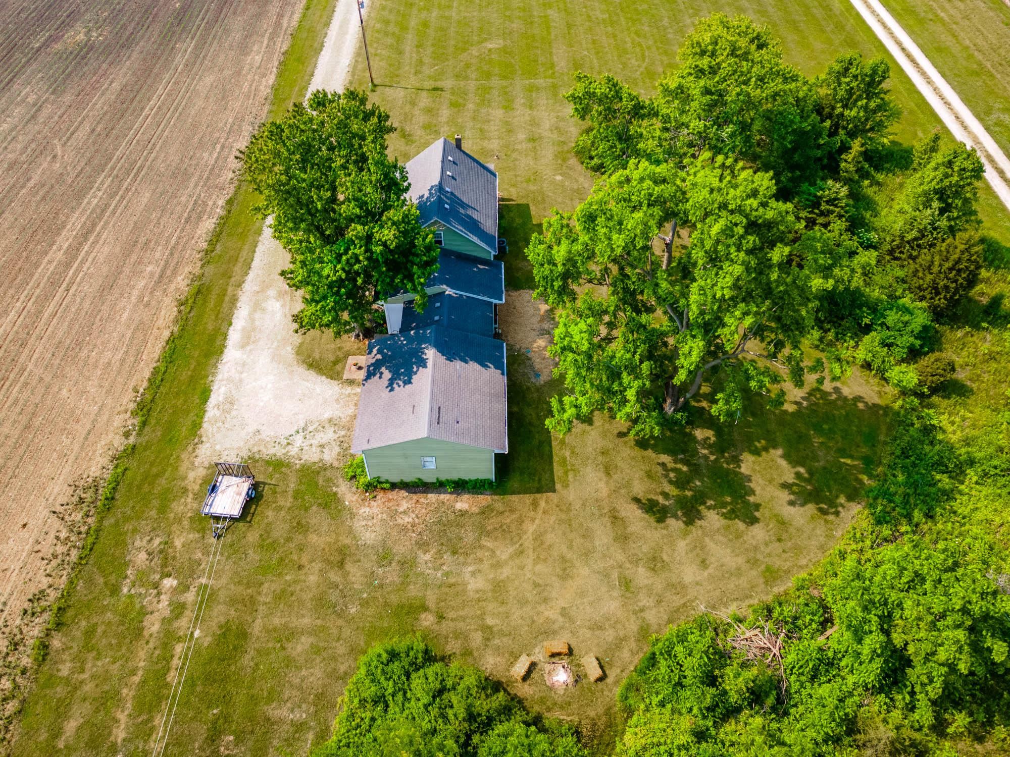 14320 Arcola Road Fort Wayne, IN 46818 - Photo 7 of 36