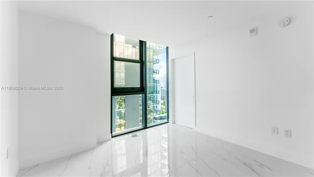 $17,000 | 700 Northeast 24th Street, Unit 4407, Miami, FL 33137