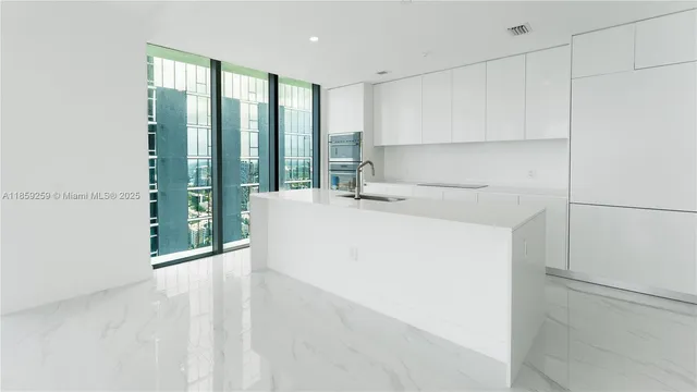 $17,000 | 700 Northeast 24th Street, Unit 4407, Miami, FL 33137