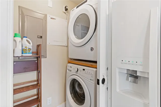 $439,000 | 122 Shady Brook Circle, Unit 201, St. Simons Island, GA 31522