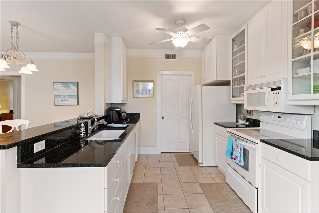 122 Shady Brook Circle, Unit 201 St. Simons Island, GA 31522 - Photo 6 of 23