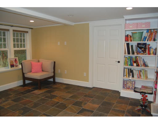 73 Meriam Street Lexington, MA 02420 - Photo 20 of 24 Gallery Image 20