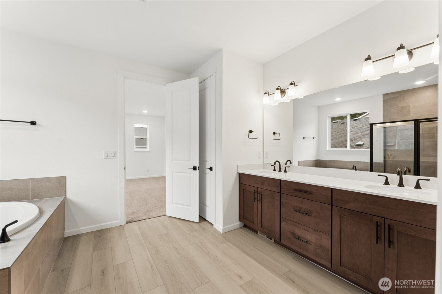 4121 Southwest Muller Lane, Unit 314 Port Orchard, WA 98367 - Photo 12 of 13