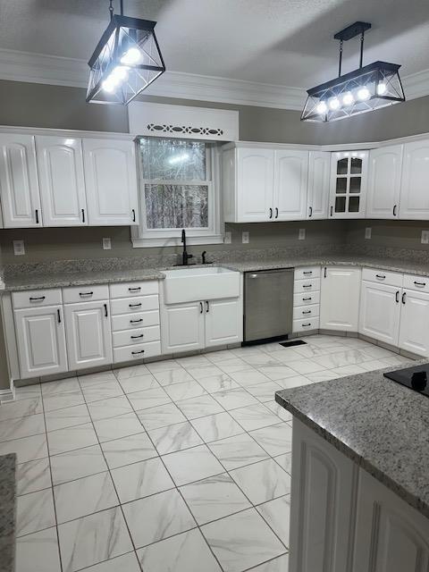 370 Buchanan Circle Dallas, GA 30157 - Photo 21 of 54 a kitchen with a sink window and cabinets