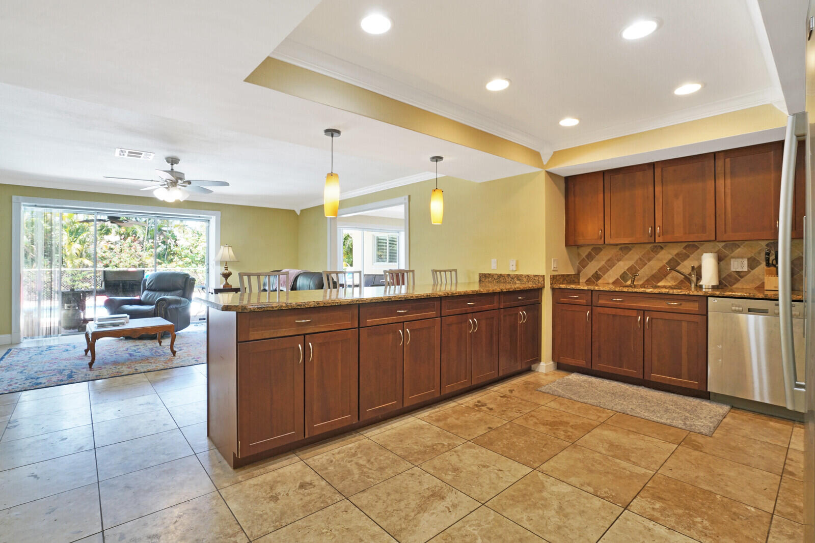 365 Northeast 3rd Street Boca Raton, FL 33432 - Photo 25 of 32 22_Image_14_mls