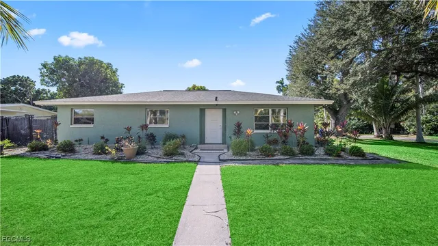 $252,000 | 50 Palm Tree Terrace, Fort Myers, FL 33905