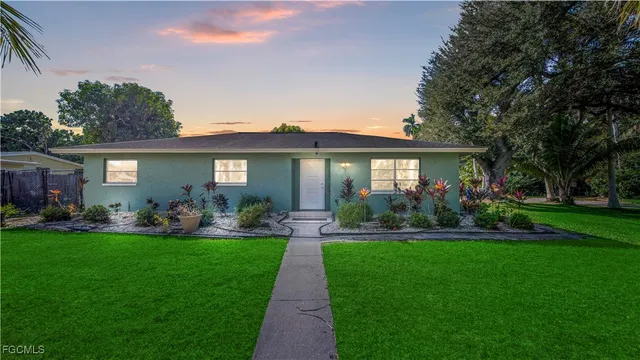 $245,900 | 50 Palm Tree Terrace, Fort Myers, FL 33905