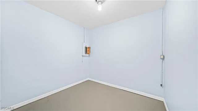 $245,900 | 50 Palm Tree Terrace, Fort Myers, FL 33905