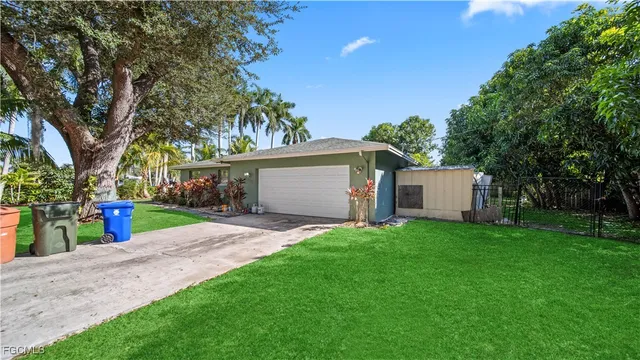 $245,900 | 50 Palm Tree Terrace, Fort Myers, FL 33905