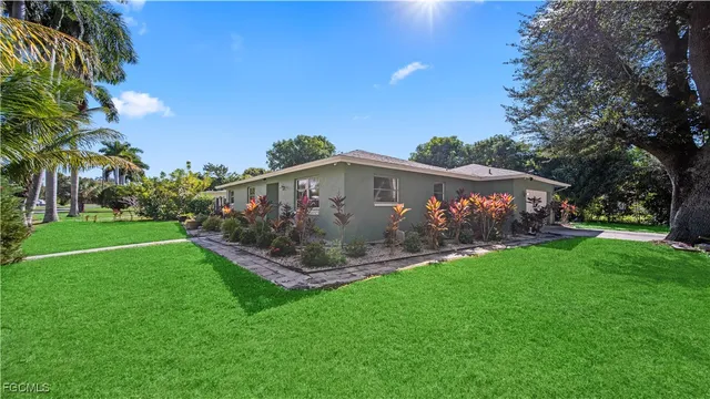 $245,900 | 50 Palm Tree Terrace, Fort Myers, FL 33905